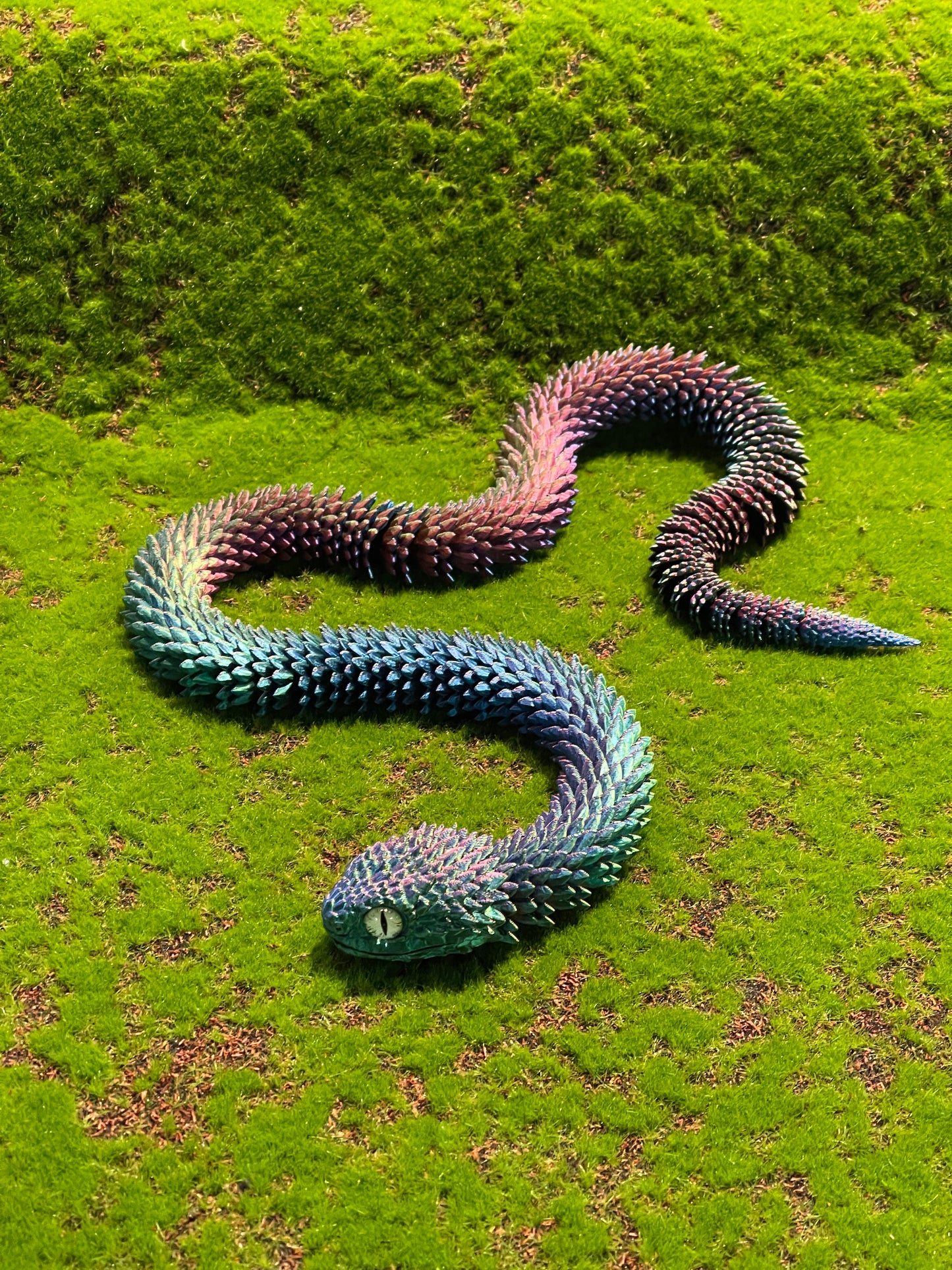 Flexible snake toy
