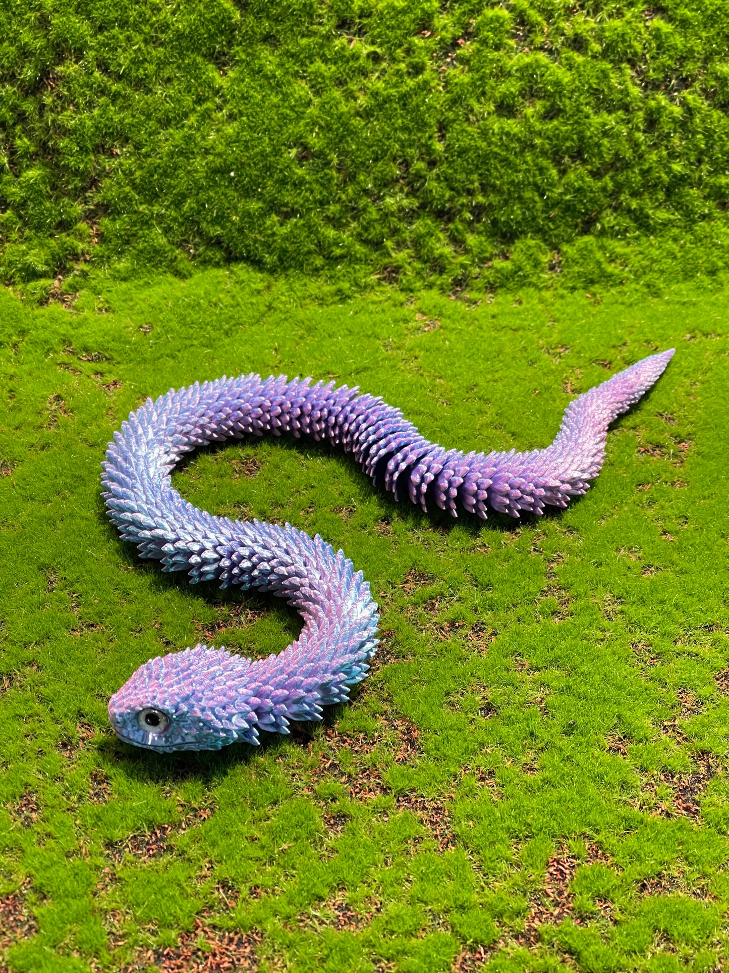Flexible snake toy