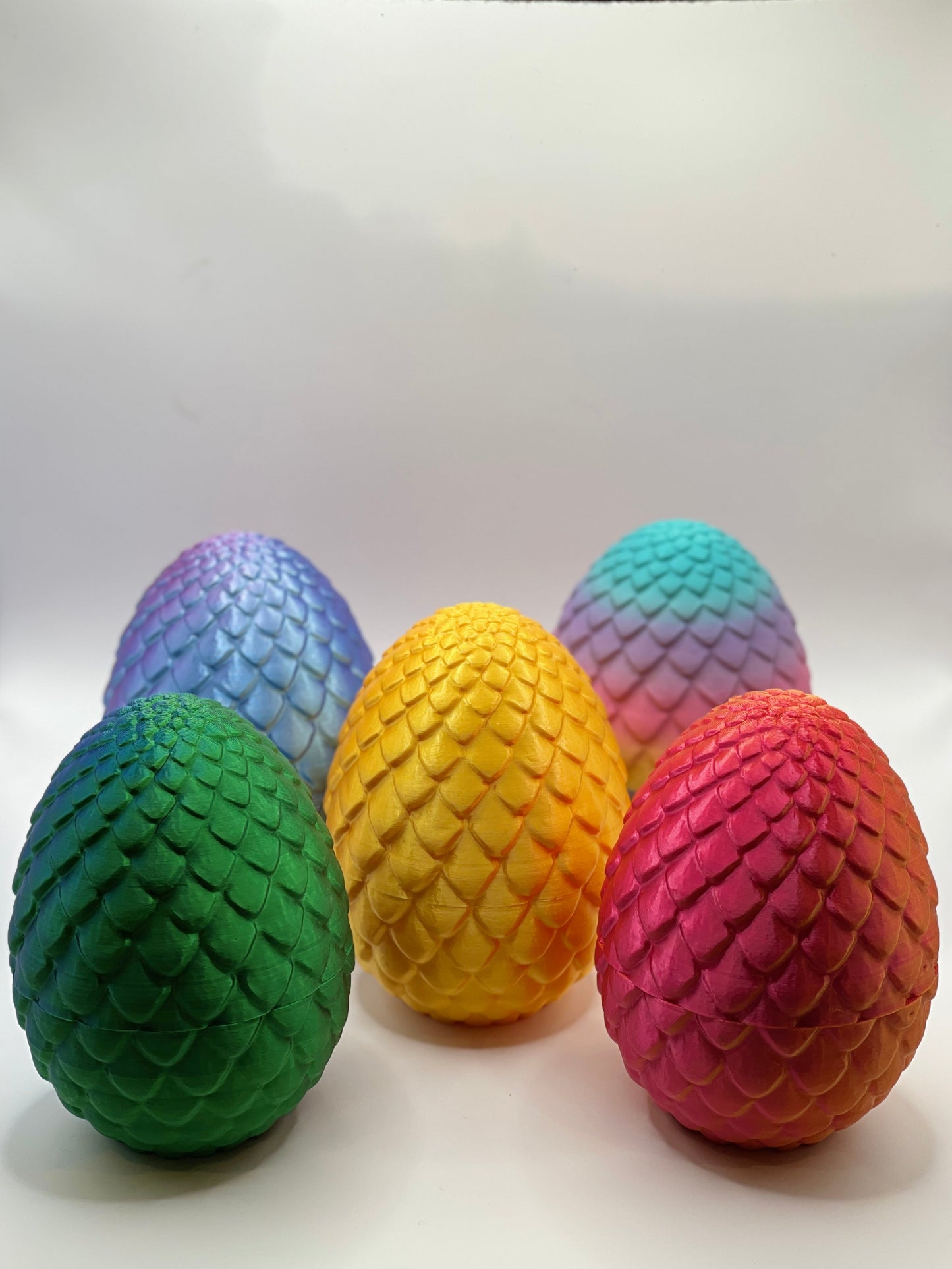 Flexible Chinese dragon and dragon egg