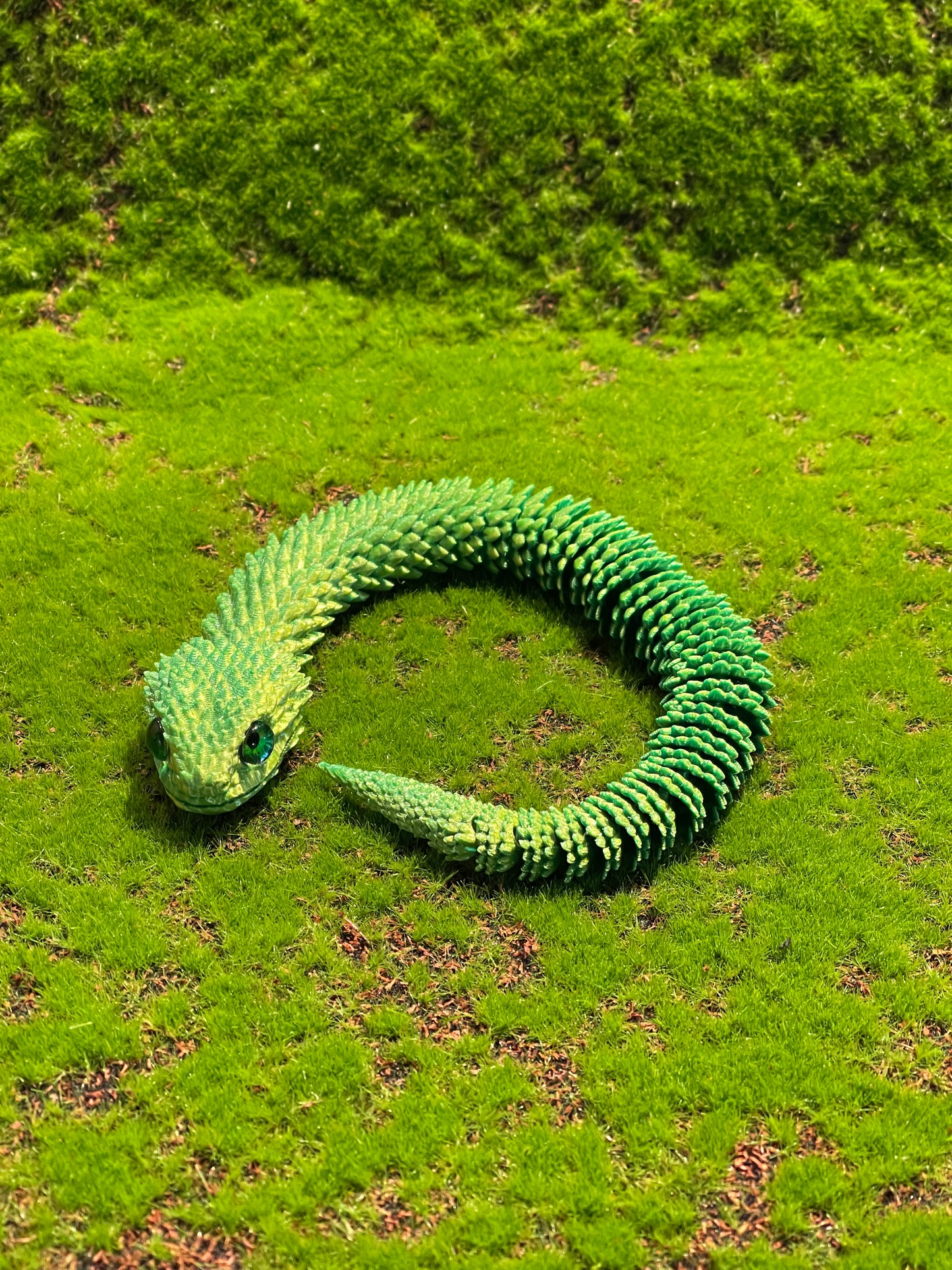 Flexible snake toy