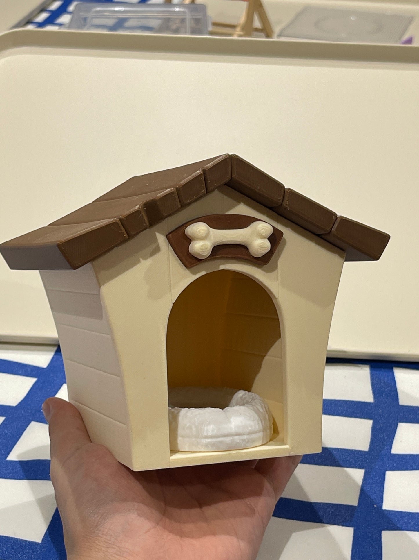 3D Printed Dog House Toy – Mini Kennel for Collectible Dog Figures